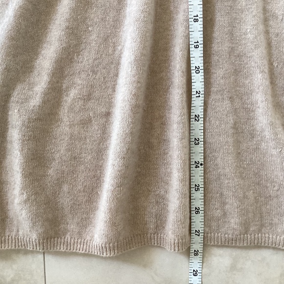 Boston Proper 100% Cashmere Light Beige/Oatmeal V-Neck Tunic Sweater Kimono Slvs - Picture 9 of 13